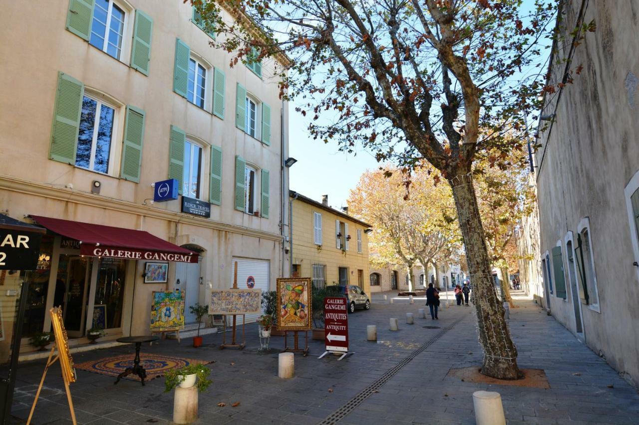 Hanna-Logis Antibes Eksteriør bilde